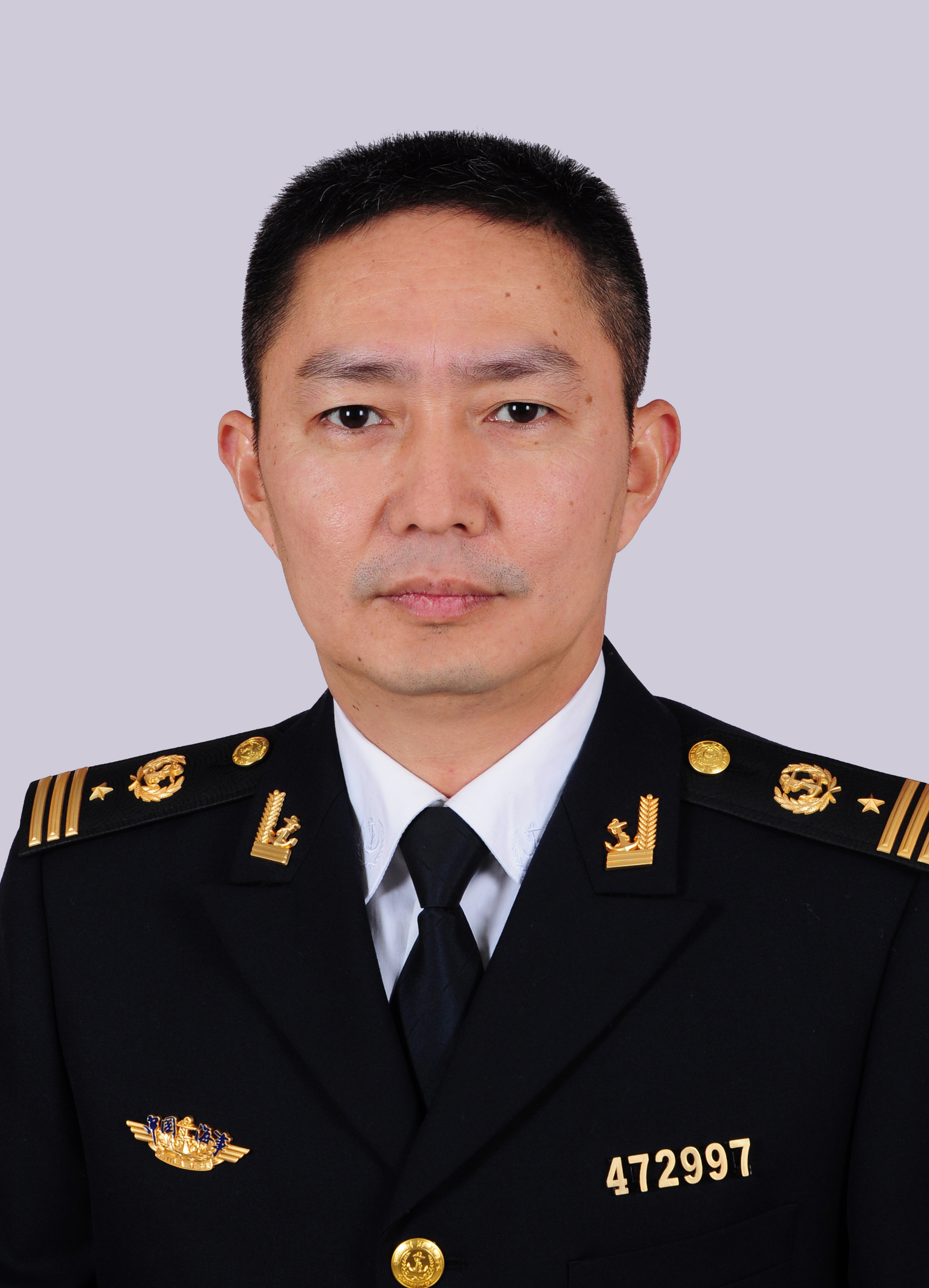 ����������