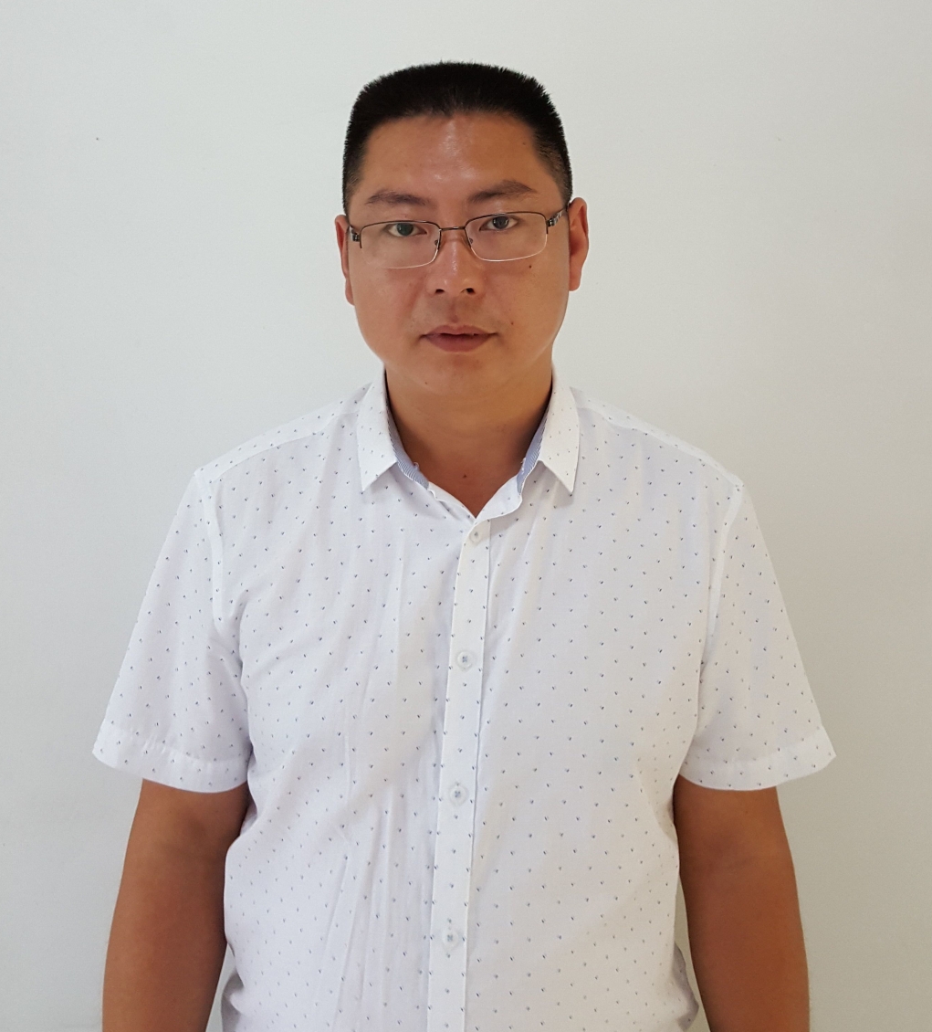 ��ί����ǡ��򳤰�Ȼ